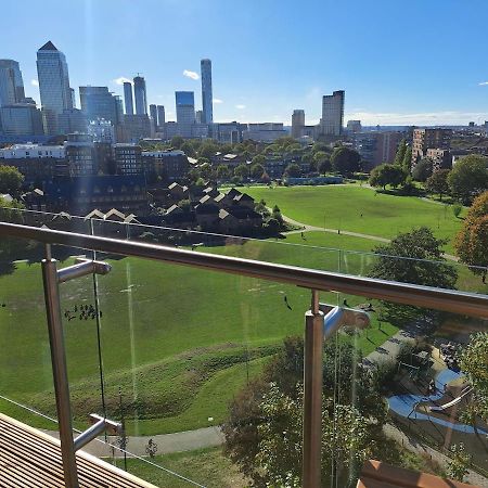 Cozy Double Room With Large En Suite Near Canary Wharf London With Amazing Views In A Shared Apartment מראה חיצוני תמונה
